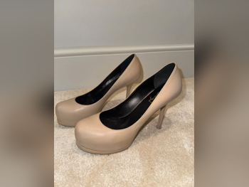 Shoes Saint Laurent  Genuine Leather  Beige Size 37  Women