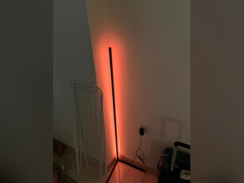 الإضاءة - اضاءة ال اي دي - أسود