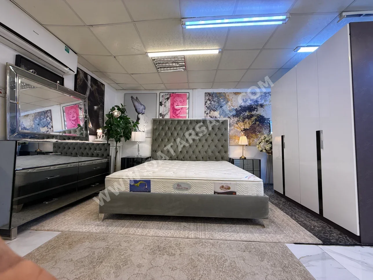 Bedroom Sets - Midas