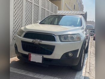 شفروليه  كابتيفا  ال تي  2011  اوتوماتيك  297,000 كم  4 سلندر  اس يو في  أبيض لؤلؤي