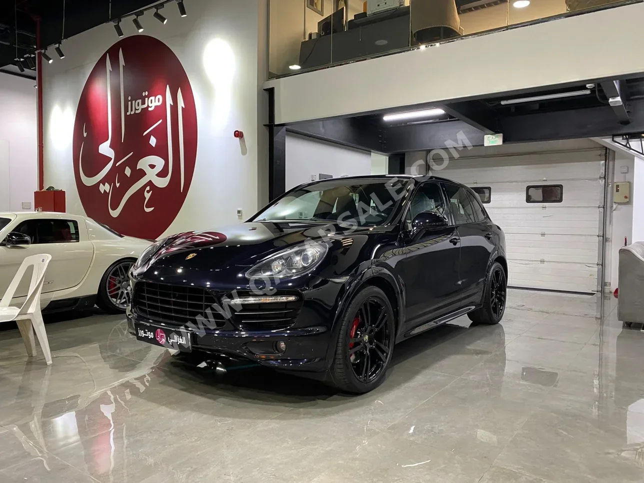 بورش  كيان  جي تي اس  2013  اوتوماتيك  185,000 كم  8 سلندر  دفع رباعي  اس يو في  أسود  تحت الضمان