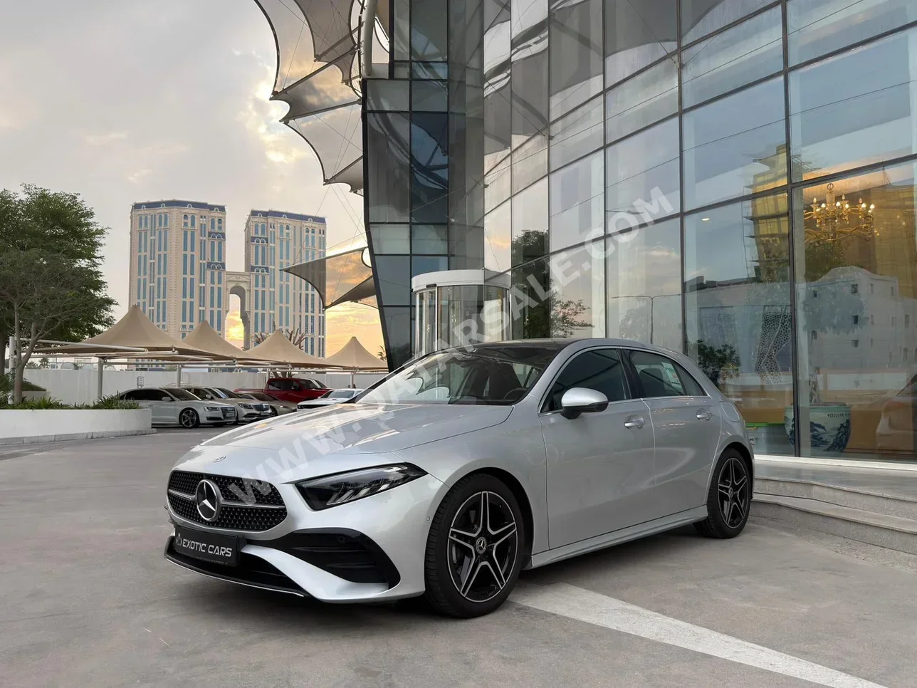 مرسيدس - بنز  ايه - كلاس  200  2024  اوتوماتيك  8,000 كم  4 سلندر  سحب امامي  هاتشباك  فضي  تحت الضمان