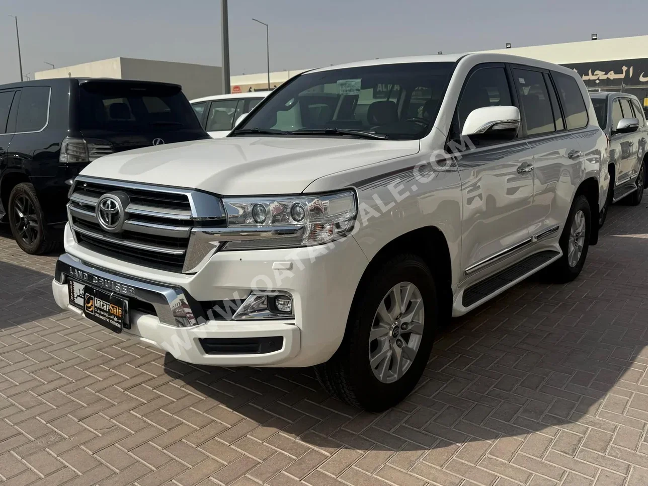 تويوتا  لاند كروزر  جي اكس ار  2019  اوتوماتيك  134,000 كم  8 سلندر  دفع رباعي  اس يو في  أبيض