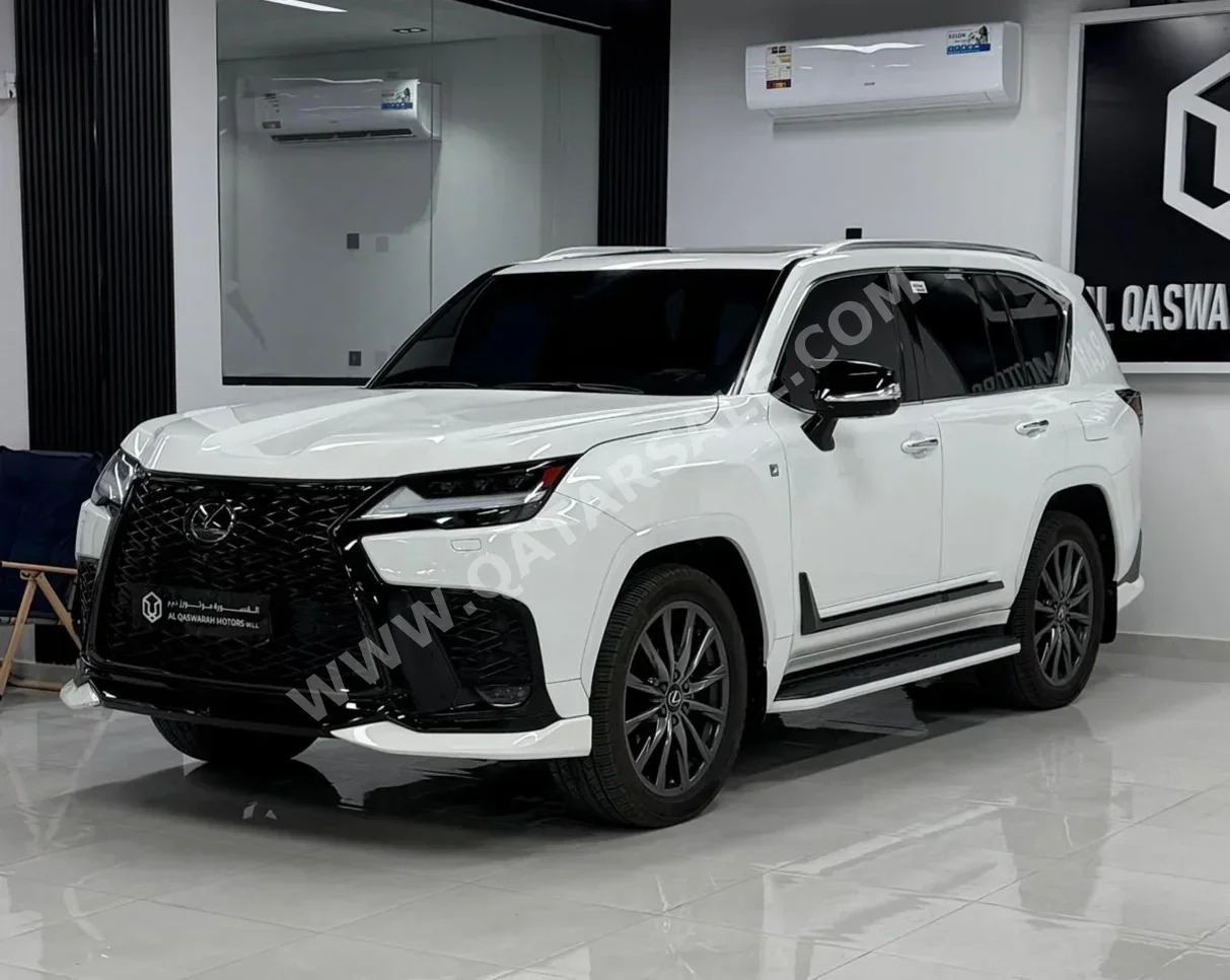 لكزس ال اكس 600 اف سبورت 2024 اوتوماتيك 70,000 كم 8 سلندر دفع رباعي اس يو في أبيض تحت الضمان