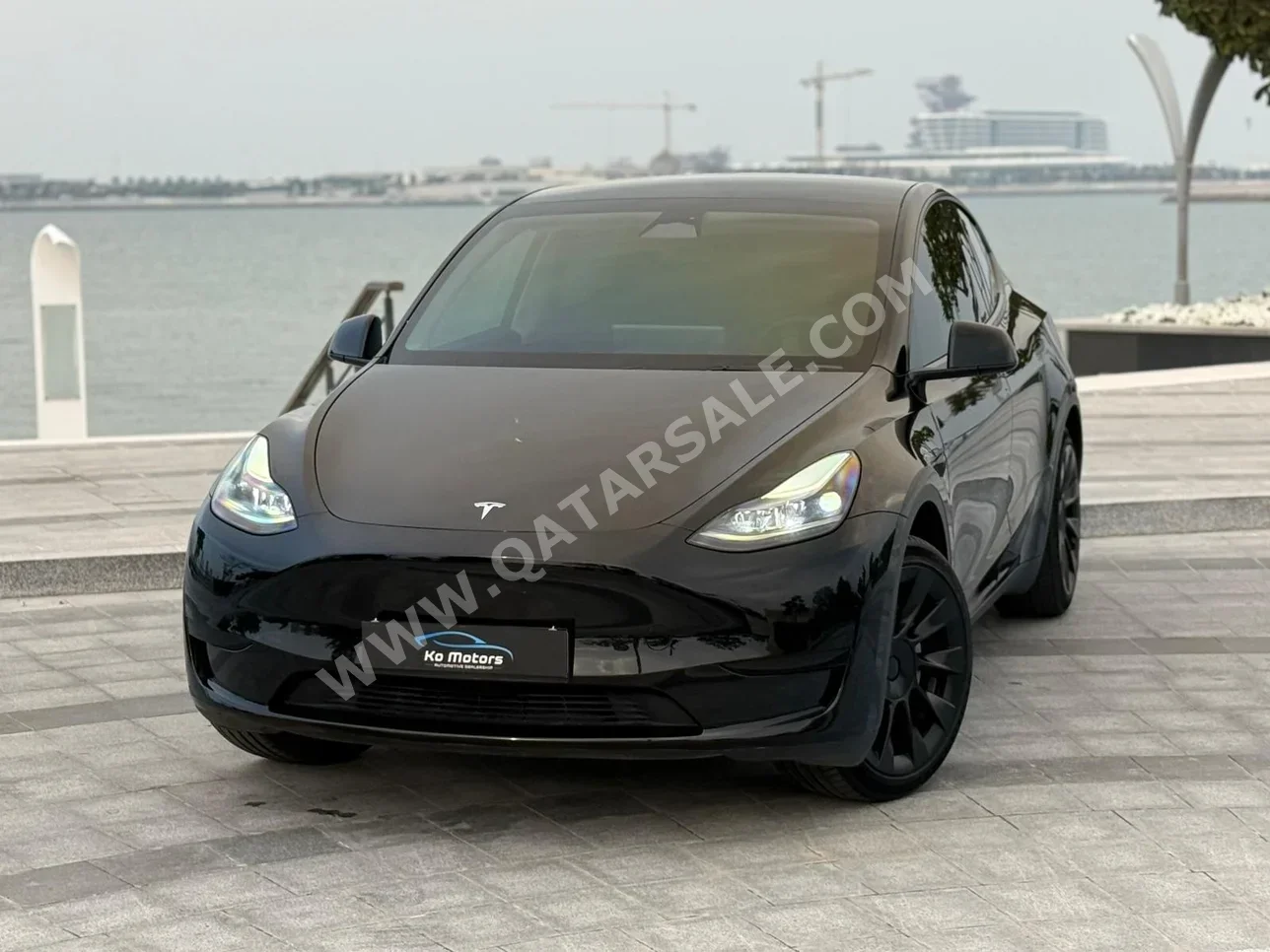 تسلا  واي  2024  اوتوماتيك  10,900 كم  0 سلندر  دفع كلي مستمر  اس يو في  أسود