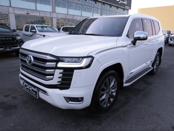 تويوتا  لاند كروزر  في اكس توين توربو  2023  اوتوماتيك  37,000 كم  6 سلندر  دفع رباعي  اس يو في  أبيض  تحت الضمان