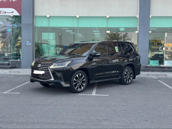 Lexus  LX  570 S  2016  Automatic  150,000 Km  8 Cylinder  Four Wheel Drive (4WD)  SUV  Black