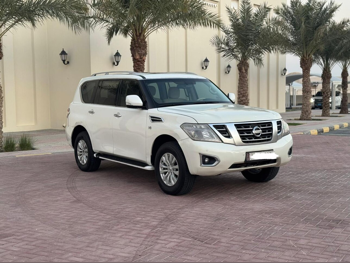Nissan  Patrol  SE  2015  Automatic  240,000 Km  8 Cylinder  Four Wheel Drive (4WD)  SUV  White