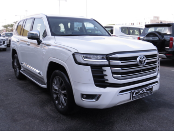تويوتا  لاند كروزر  في اكس توين توربو  2023  اوتوماتيك  65,000 كم  6 سلندر  دفع رباعي  اس يو في  أبيض  تحت الضمان