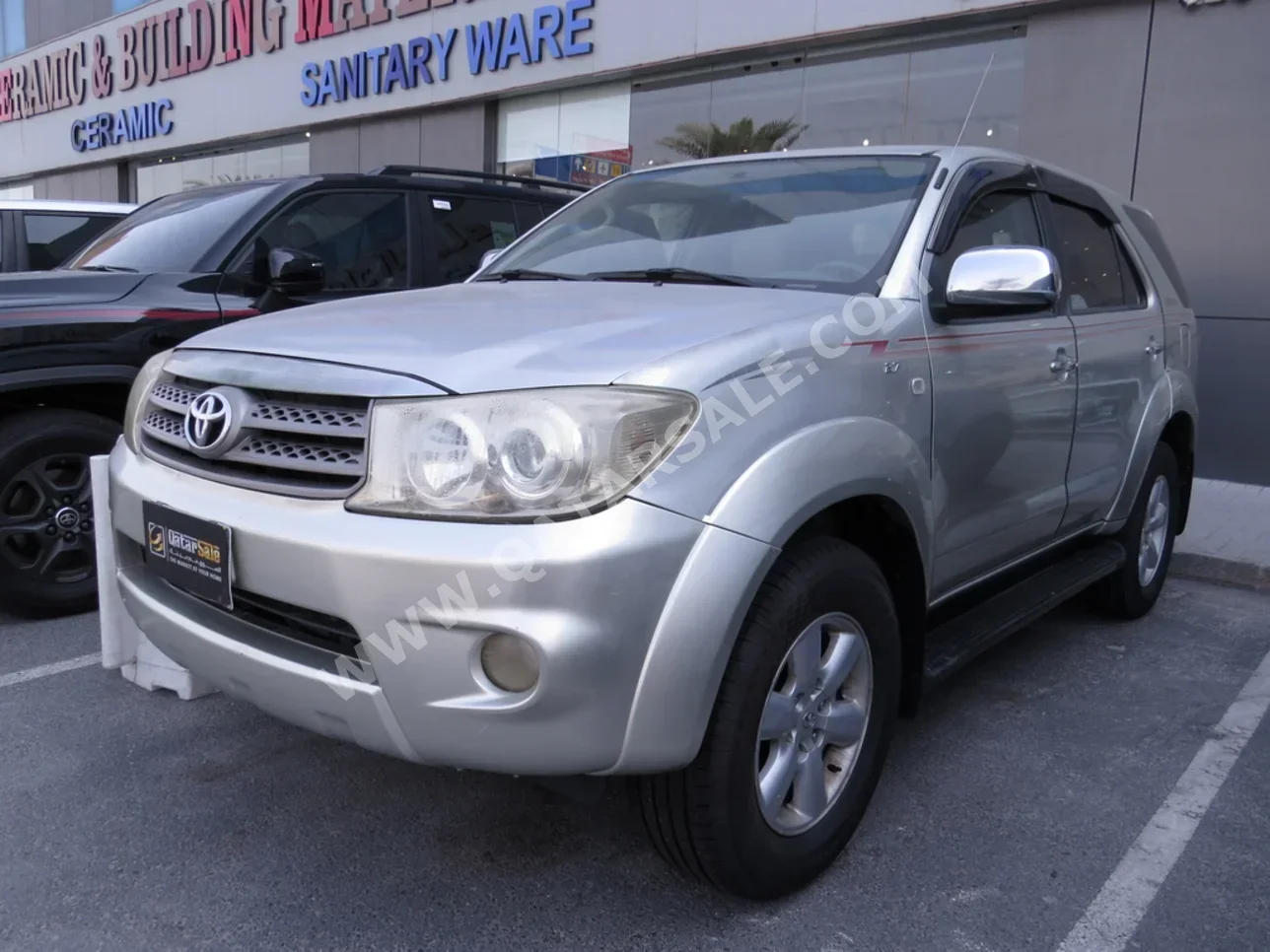 Toyota Fortuner 2009 Automatic 327,000 Km 4 Cylinder Four Wheel Drive (4WD) SUV Silver