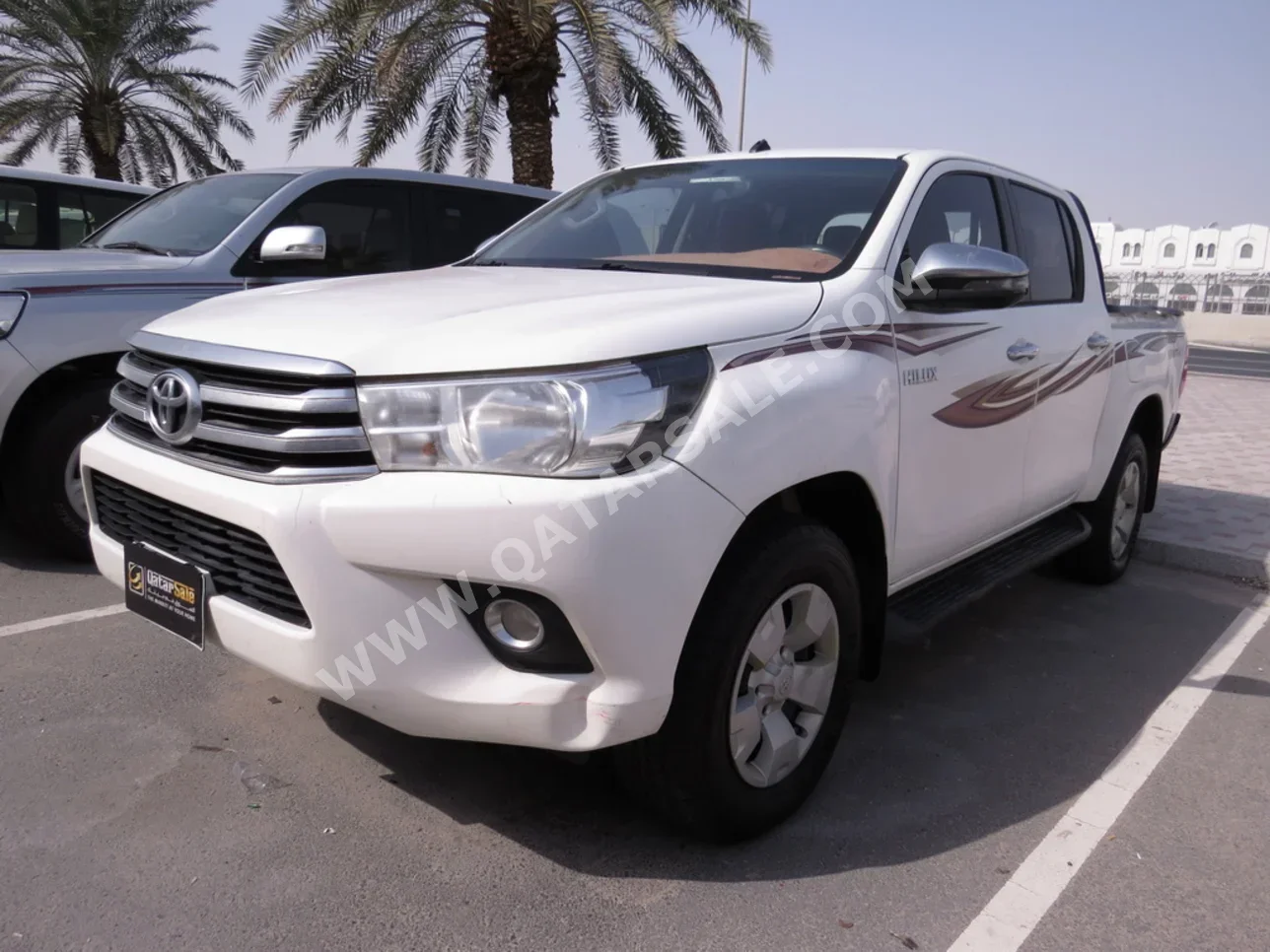 Toyota  Hilux  2018  Manual  286,000 Km  4 Cylinder  Four Wheel Drive (4WD)  Pick Up  White