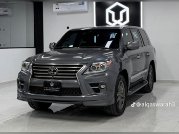 لكزس  ال اكس  570  2014  اوتوماتيك  309,000 كم  8 سلندر  دفع رباعي  اس يو في  رمادي