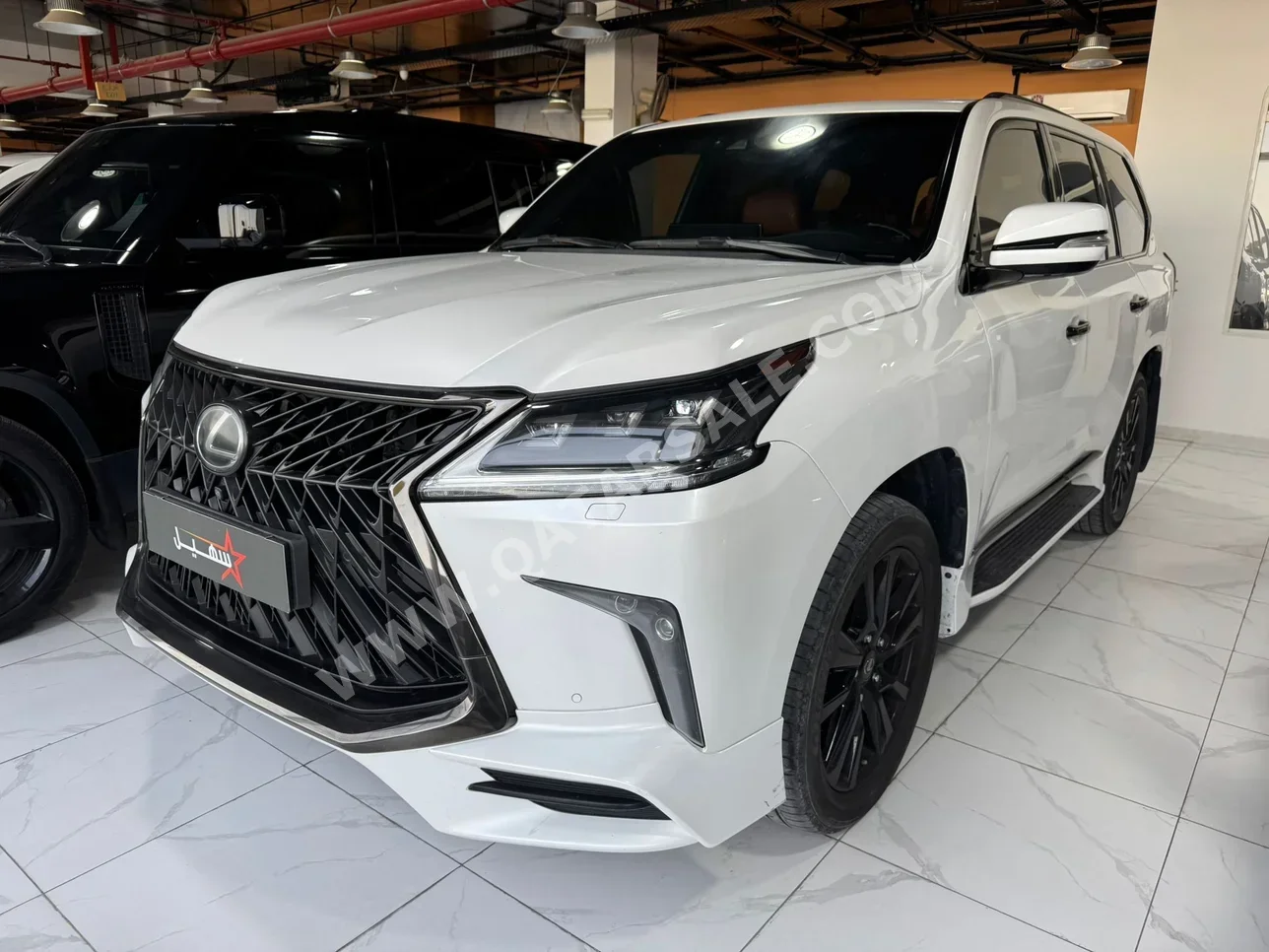 لكزس  ال اكس  570 اس بلاك ايديشن  2019  اوتوماتيك  174,000 كم  8 سلندر  دفع رباعي  اس يو في  أبيض