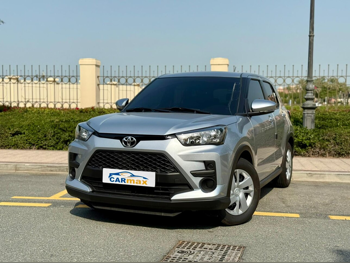 تويوتا  رايز  2026  اوتوماتيك  2,000 كم  3 سلندر  سحب امامي  اس يو في  فضي  تحت الضمان