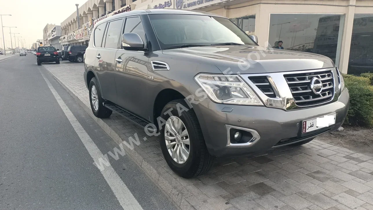 Nissan Patrol SE 2015 Automatic 210,000 Km 8 Cylinder Four Wheel Drive (4WD) SUV Gray