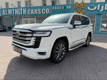 Toyota  Land Cruiser  VXR Twin Turbo  2024  Automatic  50,000 Km  6 Cylinder  Four Wheel Drive (4WD)  SUV  White  With Warranty