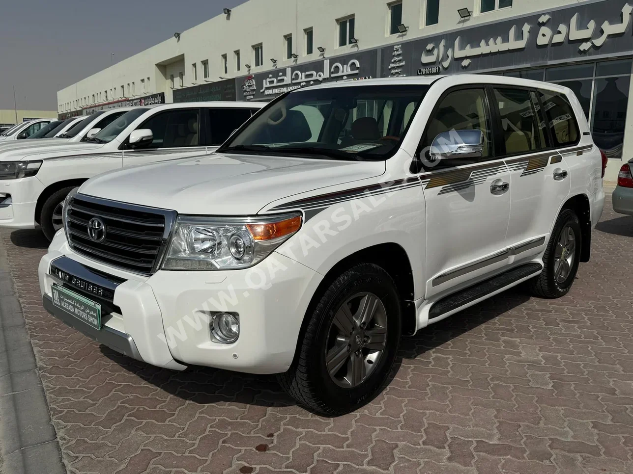 تويوتا لاند كروزر جي اكس ار 2015 اوتوماتيك 277,000 كم 8 سلندر دفع رباعي اس يو في أبيض