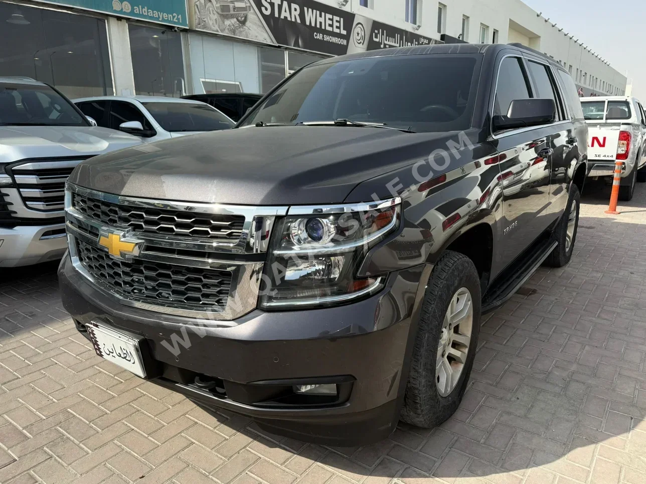 شفروليه  تاهو  إل إس  2015  اوتوماتيك  283,000 كم  8 سلندر  دفع خلفي  اس يو في  رمادي