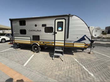 كرفان - كوتشمن  - كاتالينا  - 2023  - فضي  -صنع في الولايات المتحدة الأمريكية (الولايات المتحدة الأمريكية)