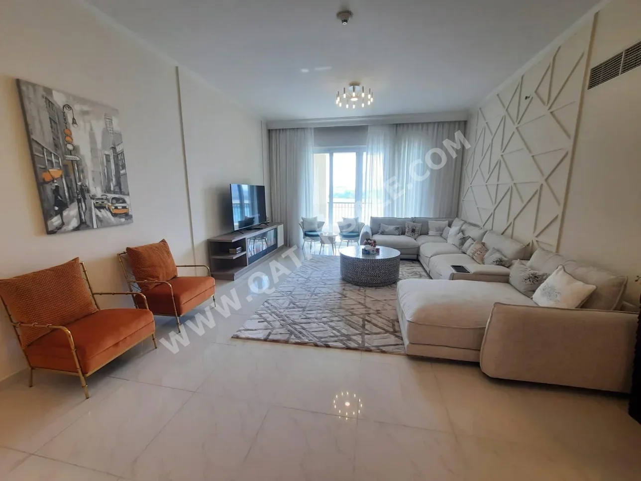 Townhouse  - Fully Furnished  - Doha  - The Pearl  - 2 Bedrooms