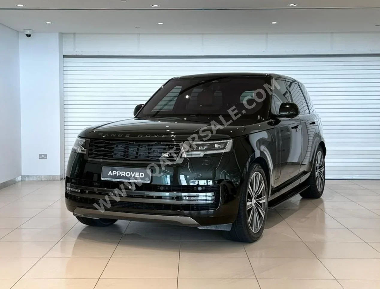 Land Rover  Range Rover  HSE  2023  Automatic  60,348 Km  8 Cylinder  Four Wheel Drive (4WD)  SUV  Black  With Warranty