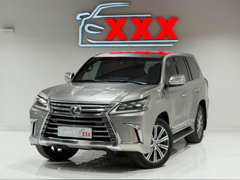 لكزس  ال اكس  570  2017  اوتوماتيك  136,000 كم  8 سلندر  دفع رباعي  اس يو في  رمادي