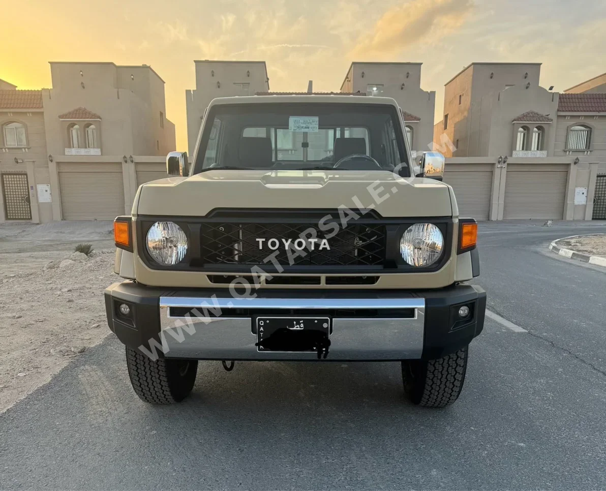 Toyota  Land Cruiser  LX  2025  Manual  0 Km  6 Cylinder  Four Wheel Drive (4WD)  Pick Up  Beige  With Warranty