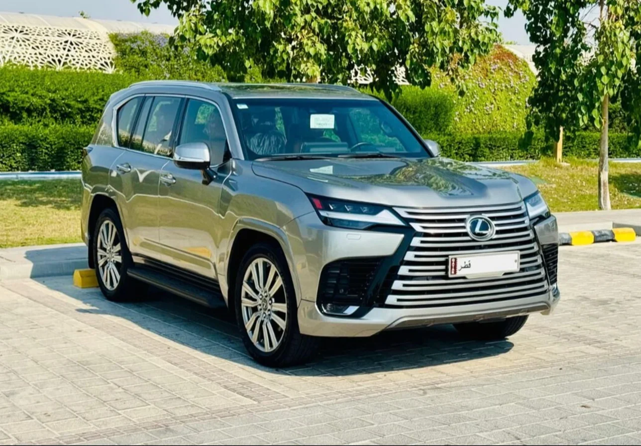 Lexus  LX  600 VIP  2023  Automatic  86,000 Km  6 Cylinder  Four Wheel Drive (4WD)  SUV  Silver  With Warranty