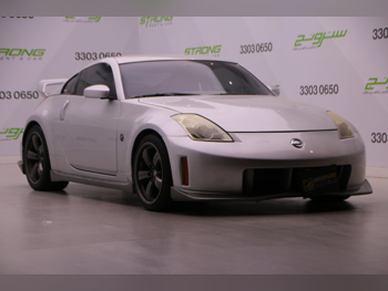 Nissan  Z  350  2007  Manual  130,000 Km  6 Cylinder  Rear Wheel Drive (RWD)  Coupe / Sport  Silver