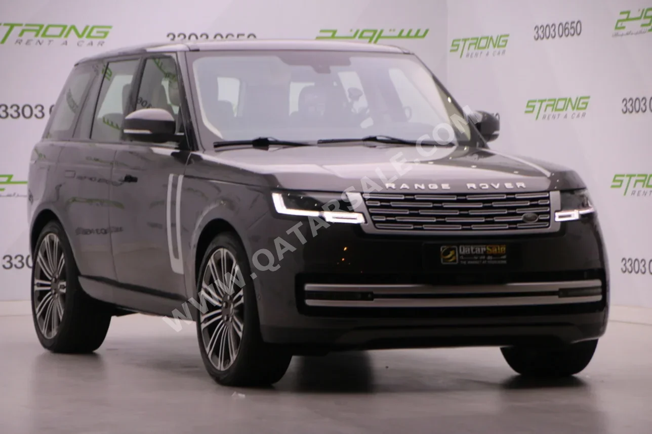 Land Rover Range Rover Vogue 2015 Automatic 118,000 Km 8 Cylinder Four Wheel Drive (4WD) SUV Brown