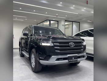 Toyota  Land Cruiser  GX  2024  Automatic  75,000 Km  6 Cylinder  Four Wheel Drive (4WD)  SUV  Black  With Warranty
