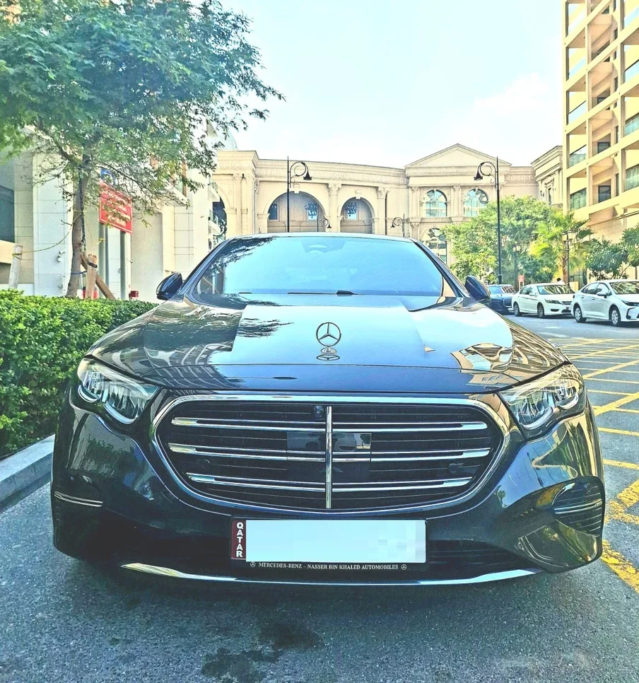 Mercedes-Benz E-Class 200 2025 Automatic 7,000 Km 4 Cylinder Rear Wheel Drive (RWD) Sedan Dark Gray With Warranty