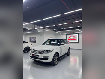 Land Rover  Range Rover  Vogue SE Super charged  2015  Automatic  62,000 Km  8 Cylinder  Four Wheel Drive (4WD)  SUV  White