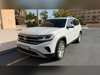 فوكس واغن  تيراماونت  هاي لاين  2021  اوتوماتيك  41,218 كم  6 سلندر  دفع كلي مستمر  اس يو في  أبيض  تحت الضمان