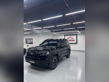 BYD  Leopard 8  Flagship  2025  Automatic  19,000 Km  4 Cylinder  All Wheel Drive (AWD)  SUV  Black  With Warranty