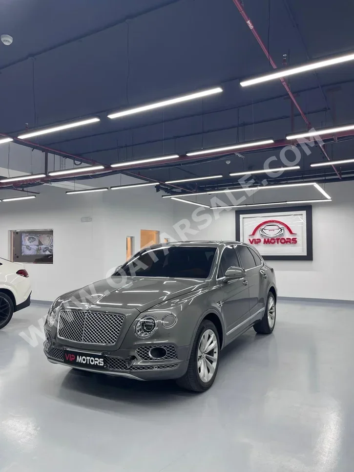 Bentley  Bentayga  2017  Automatic  116,000 Km  12 Cylinder  Four Wheel Drive (4WD)  SUV  Gray