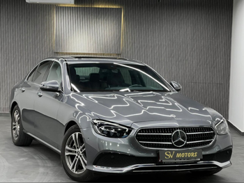 Mercedes-Benz  E-Class  200  2023  Automatic  58,000 Km  4 Cylinder  Rear Wheel Drive (RWD)  Sedan  Gray  With Warranty