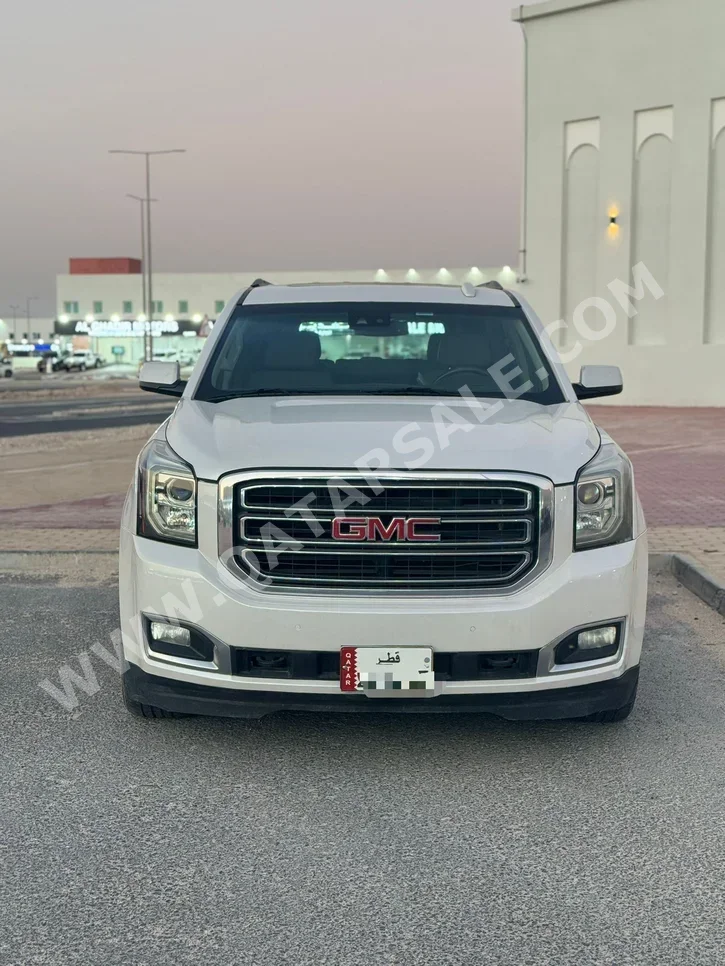 جي ام سي  يوكون  اس ال اي  2017  اوتوماتيك  225,000 كم  8 سلندر  دفع خلفي  اس يو في  أبيض