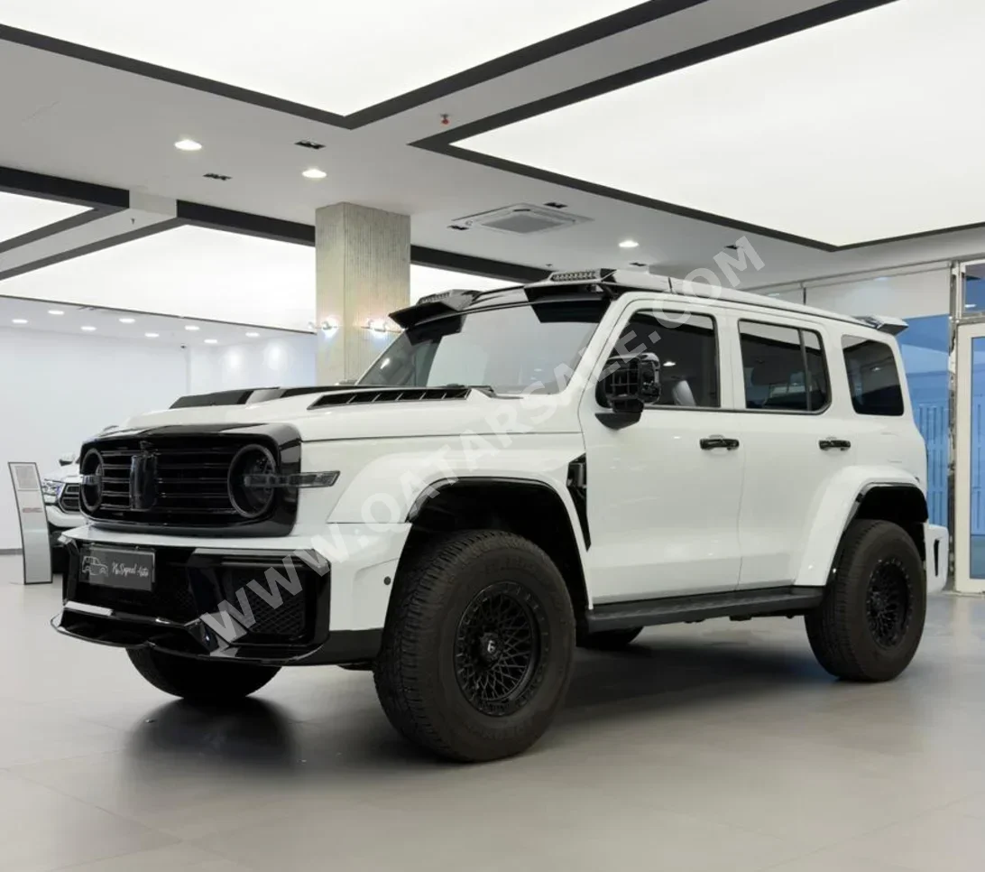 GWM  Tank  300  2025  Automatic  54,000 Km  4 Cylinder  Four Wheel Drive (4WD)  SUV  White  With Warranty