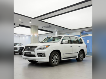 لكزس  ال اكس  570 اس  2015  اوتوماتيك  97,000 كم  8 سلندر  دفع رباعي  اس يو في  أبيض