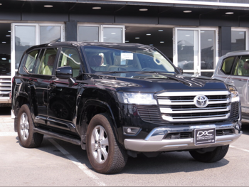 Toyota  Land Cruiser  GXR  2025  Automatic  1,000 Km  6 Cylinder  Four Wheel Drive (4WD)  SUV  Black  With Warranty