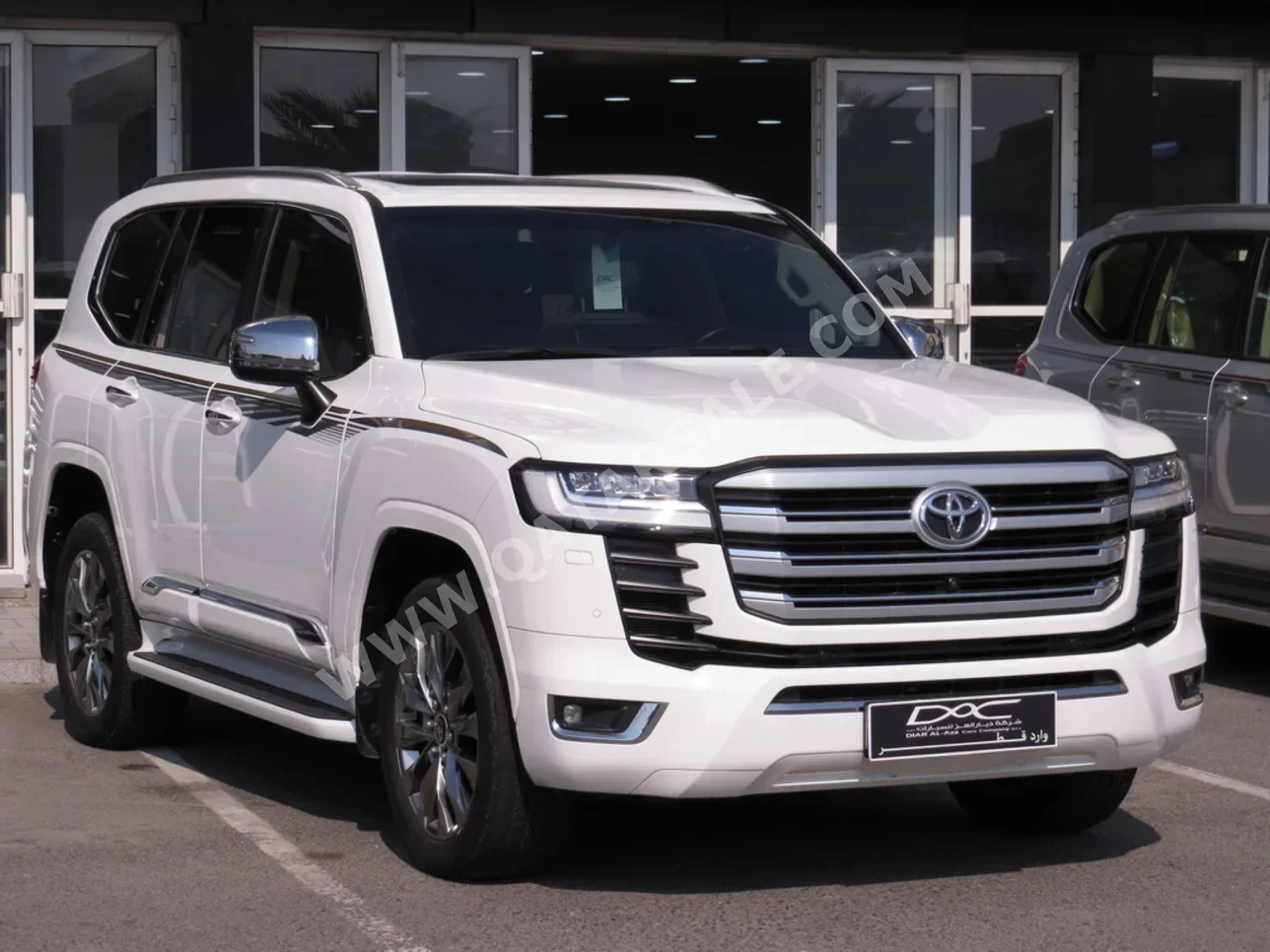 Toyota  Land Cruiser  VX Twin Turbo  2023  Automatic  48,000 Km  6 Cylinder  Four Wheel Drive (4WD)  SUV  White  With Warranty