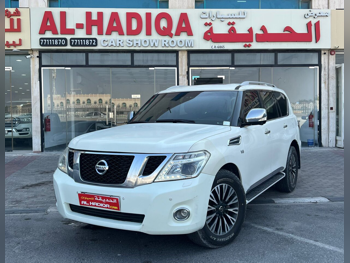 نيسان  باترول  بلاتنيوم  2017  اوتوماتيك  281,000 كم  8 سلندر  دفع رباعي  اس يو في  أبيض