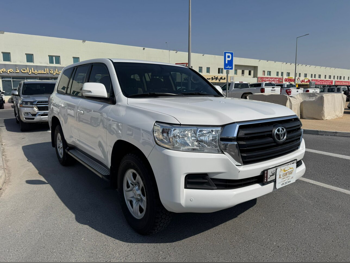 Toyota  Land Cruiser  GX  2020  Automatic  193,000 Km  6 Cylinder  Four Wheel Drive (4WD)  SUV  White