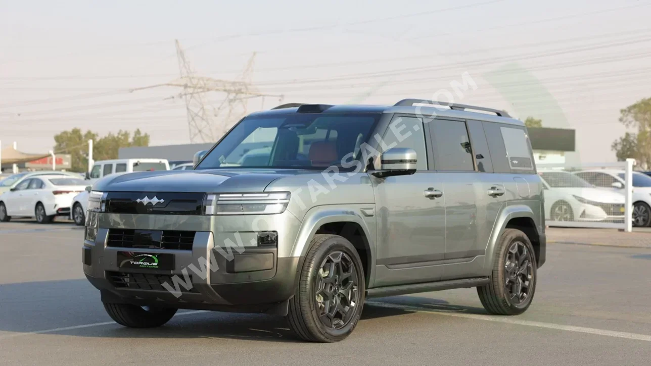 بي واي دي  ليوبارد 7  الترا  2025  اوتوماتيك  0 كم  4 سلندر  دفع كلي مستمر  اس يو في  أخضر