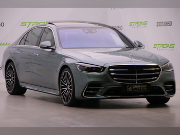 مرسيدس - بنز  اس - كلاس  500  2025  اوتوماتيك  0 كم  6 سلندر  دفع خلفي  سيدان  أخضر  تحت الضمان