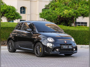 فيات  695  ابارث  2024  اوتوماتيك  33,000 كم  4 سلندر  سحب امامي  هاتشباك  أسود  تحت الضمان