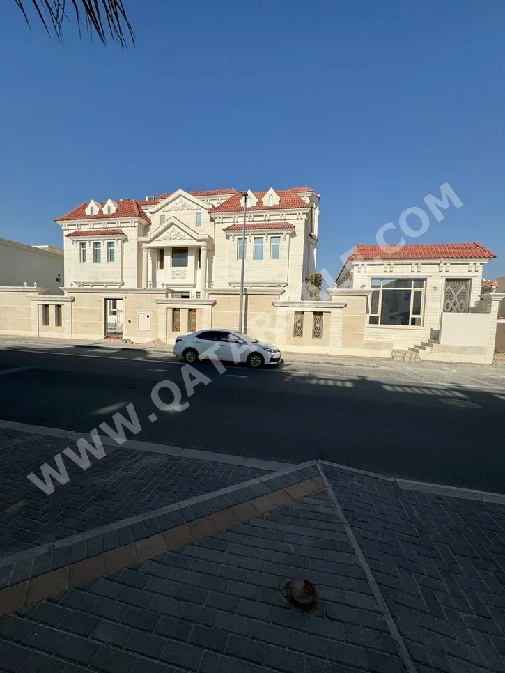 Family Residential  - Semi Furnished  - Doha  - Al Duhail  - 9 Bedrooms