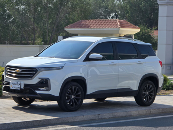 Chevrolet  Captiva  2023  Automatic  79,000 Km  4 Cylinder  Front Wheel Drive (FWD)  SUV  White  With Warranty