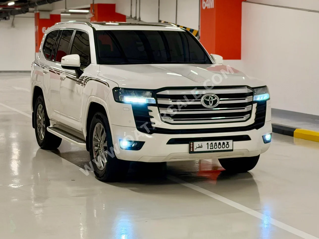 تويوتا  لاند كروزر  جي اكس ار توين توربو  2022  اوتوماتيك  112,000 كم  6 سلندر  دفع رباعي  اس يو في  أبيض  تحت الضمان